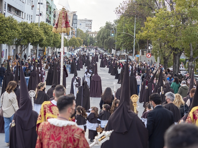 martes-santo-imagenes-hermandad-salud