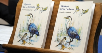 Garfias nos acerca a la naturaleza de Doñana con el poemario Pájaros de la Cañada