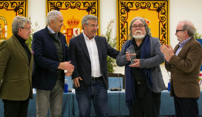 El escritor onubense Manuel Moya, II Premio de Novela de Estepona 