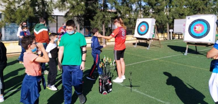 jóvenes deporte talleres Diputación Huelva