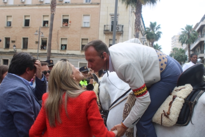 La Hermandad de Emigrantes inicia el camino al Rocío