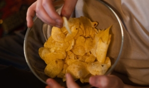 Campaña de inspección de zumos, conservas y patatas fritas en Huelva