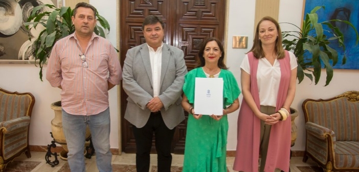 Ayuntamiento y asociación ‘Virgen de La Cinta’ mantendrán un año más su colaboración