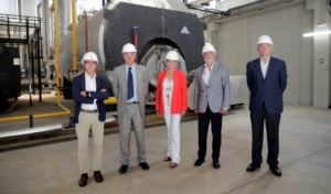 La presidenta del Puerto de Huelva visita las instalaciones de LIPSA