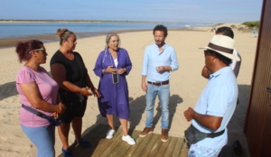 Cartaya regulariza, por primera vez, la venta ambulante en sus playas