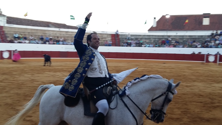 lea-vicens-triunfadora-rejones-aracena