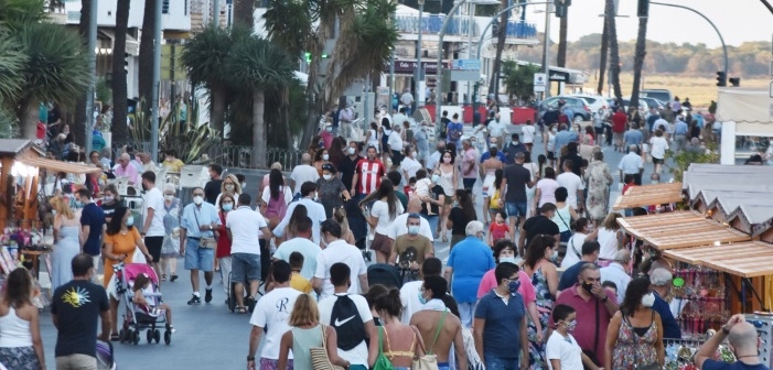 La avenida de Andalucía de Punta Umbría vuelve a abrir al tráfico nocturno