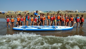 La escuela de surf de Ayamonte cierra el verano con enorme exito