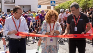 Aracena da la salida a la 17 etapa de la Vuelta Ciclista a España