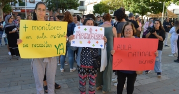 La comunidad educativa de San Juan exige a la Junta una solución definitiva para las Aulas Matinales