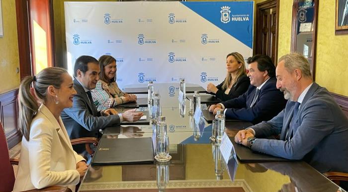 Junta y Ayuntamiento se comprometen a que la Ciudad de la Justicia de Huelva sea una realidad