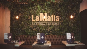 La Mafia cumple tres años en Huelva y anuncia regalo para sus clientes