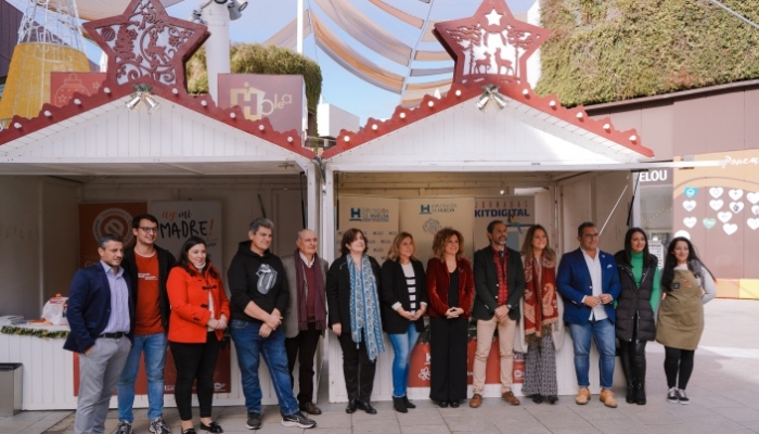 Holea acoge un mercado gourmet con sello 'made in Huelva'