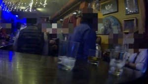 La Policía desaloja un bar en El Rocío que acumula más de 12 denuncias