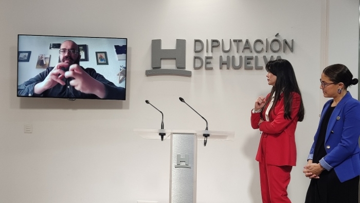 María Alcaide y Agus Díaz se alzan con las becas Daniel Vázquez Díaz