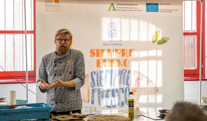 Un show cooking para relanzar las especies de la lonja de Isla Cristina menos conocidas
