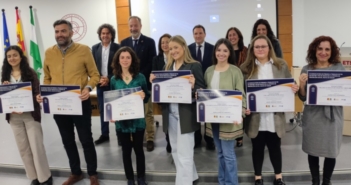 La Cátedra de Innovación de Aguas de Huelva premia a ocho jóvenes universitarios