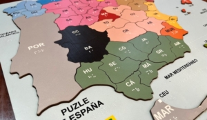 Un innovador mapa-puzle de España para escolares inclusivo, lúdico y sostenible