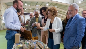 Gibraleón acoge la II Feria Provincial del Aceite de Oliva