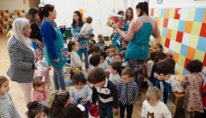 Los pequeños de las Escuelas Infantiles Municipales de Palos de la Frontera estrenan juguetes
