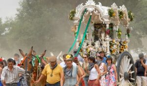 Las hermandades de Ayamonte e Isla Cristina abren el camino de Huelva al Rocío