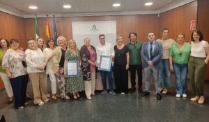 Certificados de calidad para la unidad de atención primaria de Isla y el Centro de Transfusión