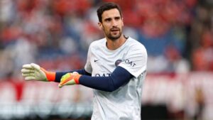 Sergio Rico sale del coma 22 días después del accidente con un caballo en El Rocío