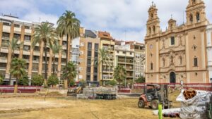 Las obras de reforma de la plaza de La Merced se prolongarán hasta el verano de 2024