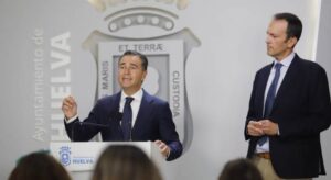 La mejora de las infraestructuras ferroviarias centra la primera moción del nuevo equipo de Gobierno de Huelva