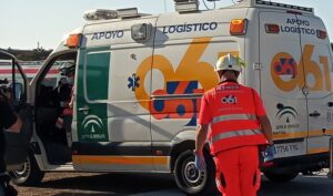 Una menor, trasladada al hospital tras el incendio de cuadro eléctrico en Huelva