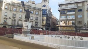 Fotonoticia: La nueva fuente de la plaza de las Monjas, casi a punto