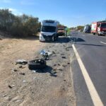 Un accidente en El Cruce entre dos coches y una autocaravana deja varios heridos