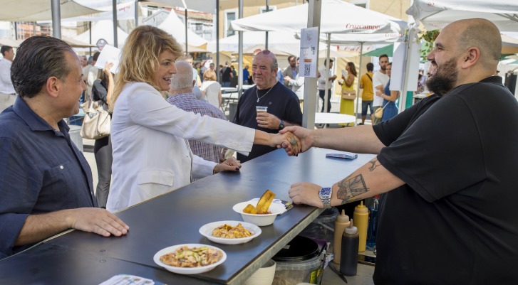 Huelva disfruta ya de su XXI Feria de la Tapa, con 30 propuestas gastronómicas y conciertos