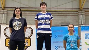 La volantista del IES La Orden Laura Santos se proclama doble campeona del Galicia Top TTR