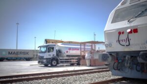 Cepsa, Maersk y Renfe completan con éxito los primeros 100 trayectos con combustible renovable