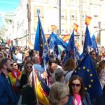 Unas 5.000 personas se concentran en Huelva contra la amnistía