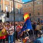 Unas 5.000 personas se concentran en Huelva contra la amnistía