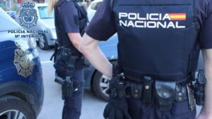 Jornadas abusivas y salarios ínfimos: una detenida por explotación laboral en Huelva