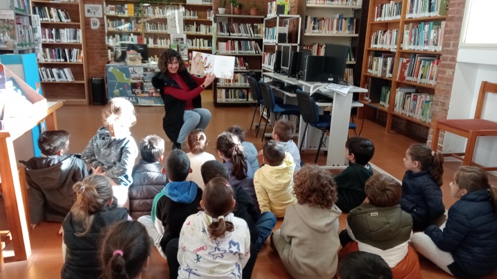 Las bibliotecas de Huelva arrancan 2024 con más clubes de lectura y nuevas propuestas