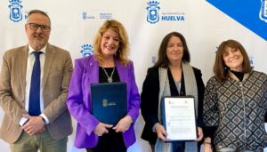 El Ayuntamiento de Huelva tiende la mano a la Asociación Anumayores
