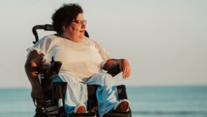 'La discapacidad no me define', el nuevo libro de la joven lepera Mariam Pérez