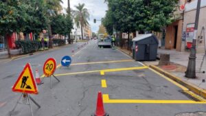 Más plazas de aparcamientos para coches y motos en el Paseo Independencia