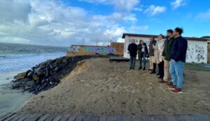 El PP urge al Gobierno a actuar en la playa de El Portil ante la amenaza de que "desaparezca"