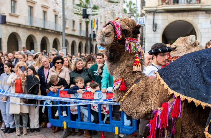 Fotogalería: Multitudinaria llegada de los Reyes Magos a Huelva