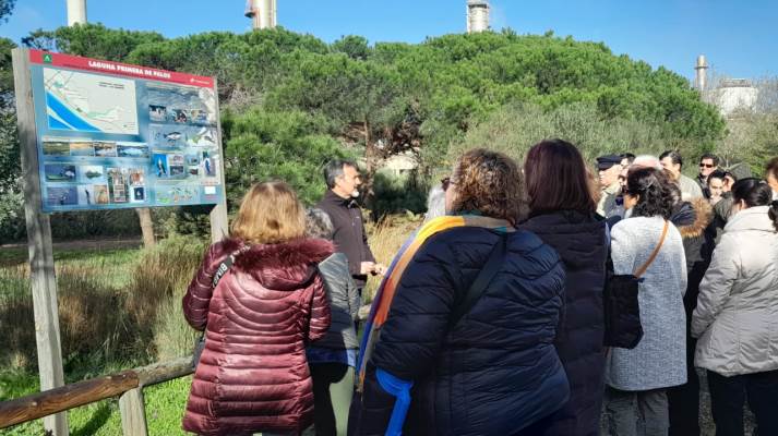 Mayores de Huelva visitan la Laguna Primera de Palos y los Lugares Colombinos