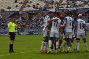 Jugadores del Recreativo celebrando un gol. (Tenor)