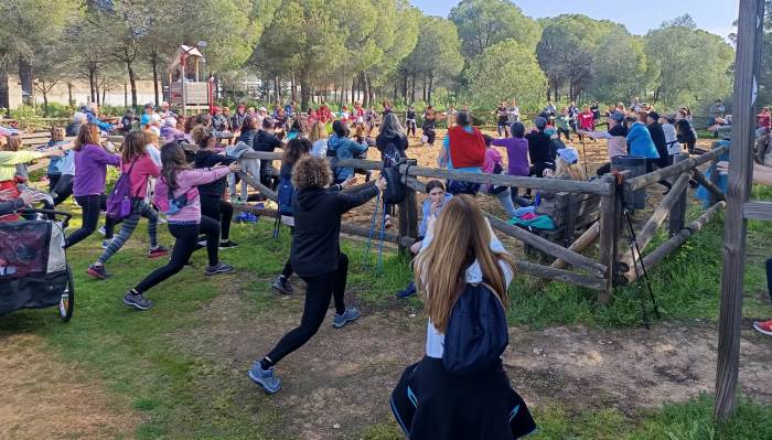 150 personas disfrutan de una jornada de senderismo por La Monacilla y La Dehesa