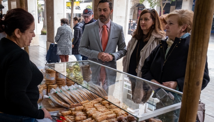 'Sabores de Cuaresma' en los soportales de la Gran Vía de Huelva