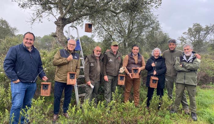 100 cajas nidos para especies insectívoras en Marismas del Odiel