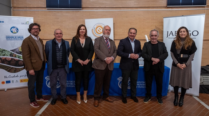 Los consejos de Ferrán Adriá a los productores onubenses